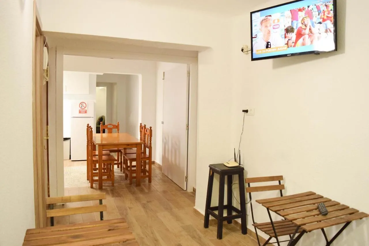 Buena Onda Malaga Apartamento 0*,