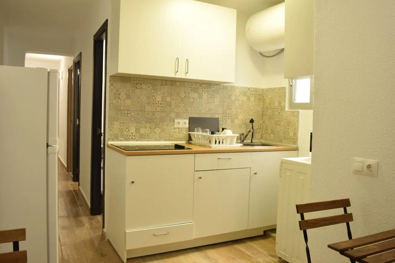Buena Onda Malaga Apartment Homestay