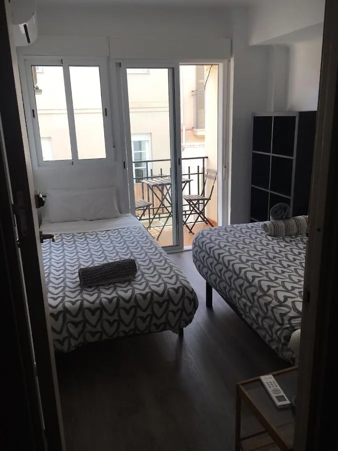 Homestay Buena Onda Malaga Apartment