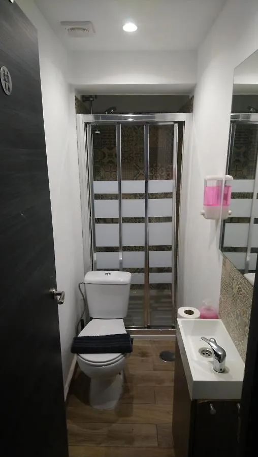 Buena Onda Malaga Apartamento 0*,